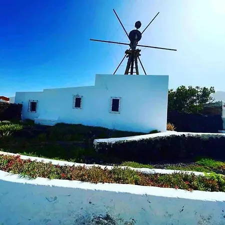 Semesterbostad Casa Piedra *